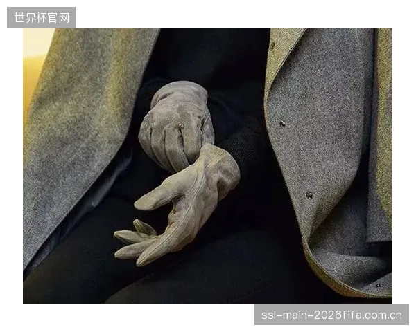 洛杉矶道奇队医疗组引入内置凝胶与改性羊皮的定制手套,以减轻核心球员的二次伤害风险 洛杉矶道奇队医疗组引入内置凝胶与改性羊皮的定制手套,以减轻核心球员的二次伤害风险